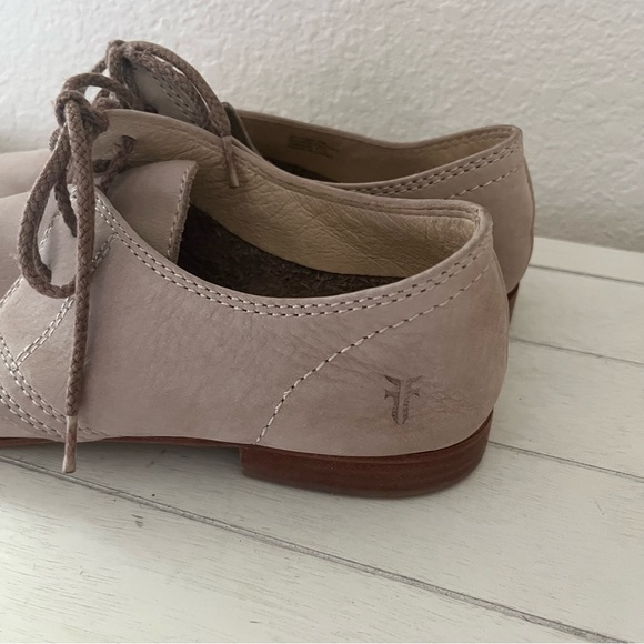 Frye Jillian Oxford Nubuck Leather Beige Shoes Loafers - Picture 2 of 10